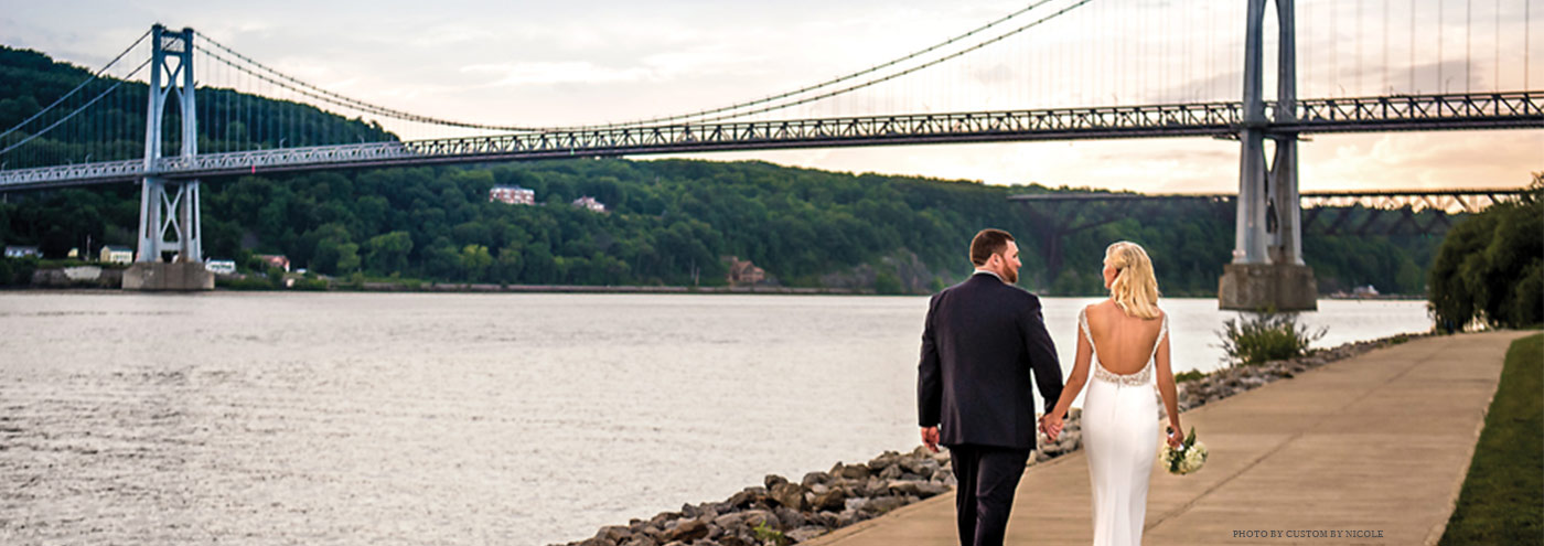 riverfront-wedding-couple-custom-by-nicole-homepage-slider